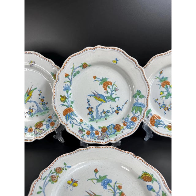 Italian Faience Piatto Uccellino Plates, 1800s, Set of 4 For Sale - Image 3 of 10