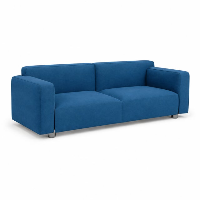 Designed for Knoll and manufactured by Knoll, this sofa harmoniously blends architectural form with exceptional comfort....