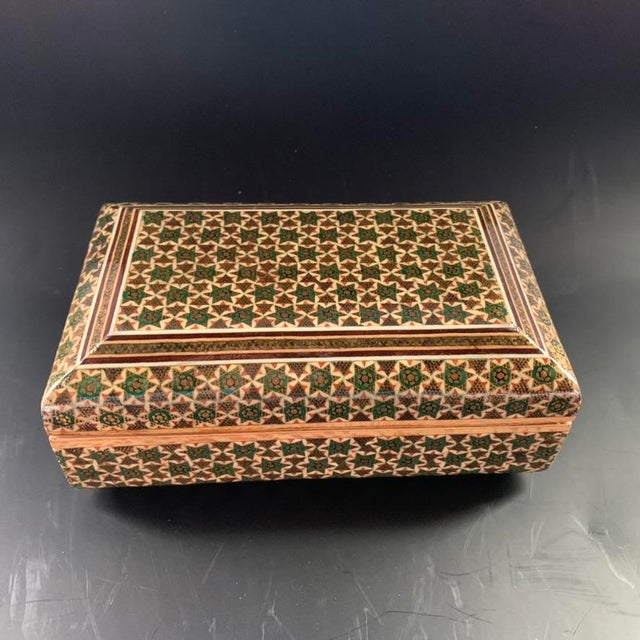 Late 20th Century Persian Geometric Inlay Khatamkari Wood Trinket Box Lidded Rectangle For Sale - Image 5 of 10