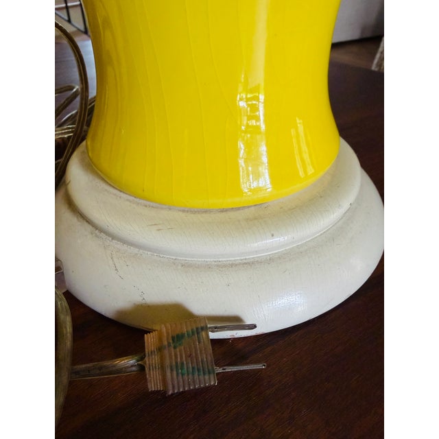 Pair Vintage MCM Yellow Crackle Glaze Ceramic Ginger Jar Table Lamps For Sale In Houston - Image 6 of 12