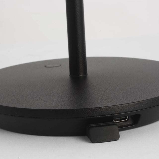 2020s Sean Lavin by Visual Comfort Modern Nevis Cordless/Rechargeable Table Lamp in Black For Sale - Image 5 of 8