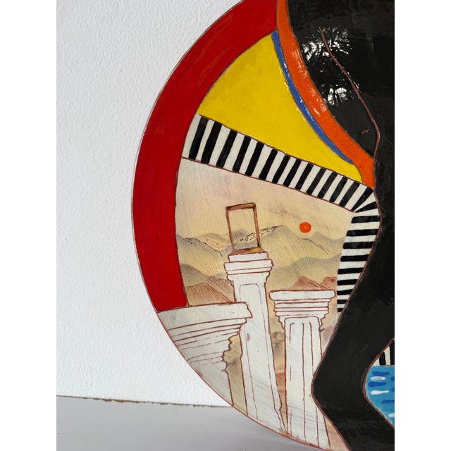 Mid-Century Modern 1980s Lois Barton Hand-Painted Figurative Modernist Art Ceramic Decorative Plate For Sale - Image 3 of 10