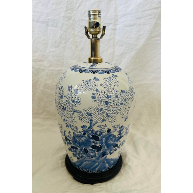 Blue Blue & White Chinoiserie Table Lamp For Sale - Image 8 of 12