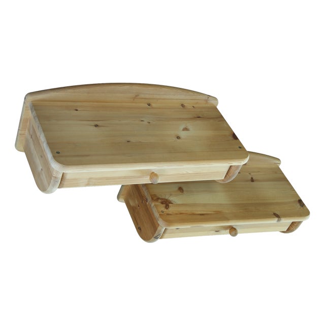 Danish Wall Hanging Bedside Tables in Pine, 1970s, Set of 2 For Sale