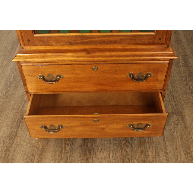 Ethan Allen 1776 Collection Maple Gun Cabinet For Sale - Image 11 of 18