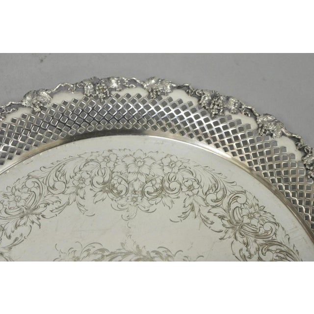 Mid 20th Century Vintage Eg Webster & Son Silver Plated Grapevine Round Bar Serving Platter Tray For Sale - Image 5 of 11