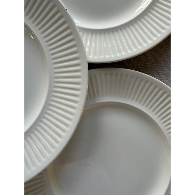 1950s 1950s Johnson Brothers White Iron Stone Fluted Rim, Athena Pattern, 9 7/8 Inches Dinner Plates – Set of Six For Sale - Image 5 of 8