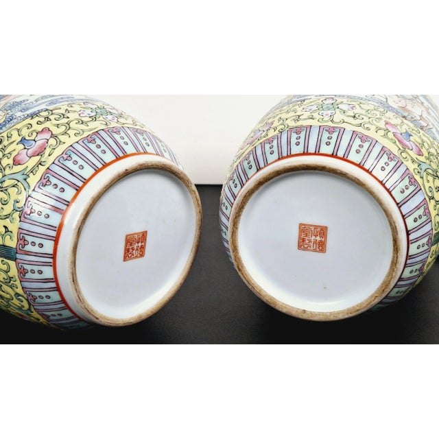 Pair of Chinese Porcelain He Xiangu Matched Tongpings For Sale - Image 9 of 11