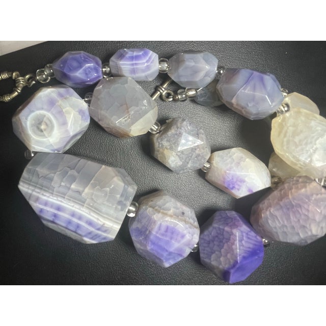 Contemporary Gemstone Necklace, Massive Purple Passion Agate From Mexico, 267 Gram, in 925 Sterling Silver For Sale - Image 3 of 8