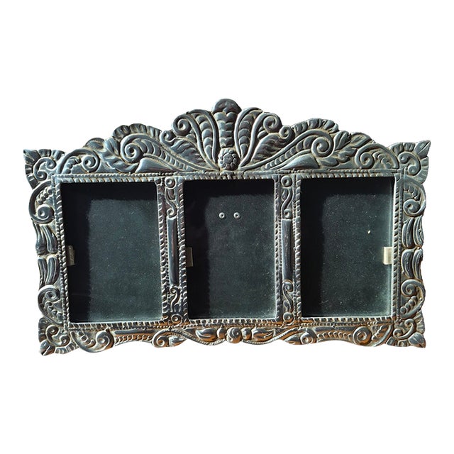 1990s Handcrafted Mexian Pewter Triple Triptych Photo Picture Frame Folk Art 15.5 X 10 For Sale