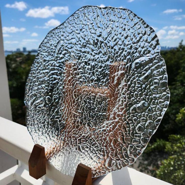 Transparent 1960s Pukeberg Sweden Textured Glass Plates, Set of 12 For Sale - Image 8 of 10