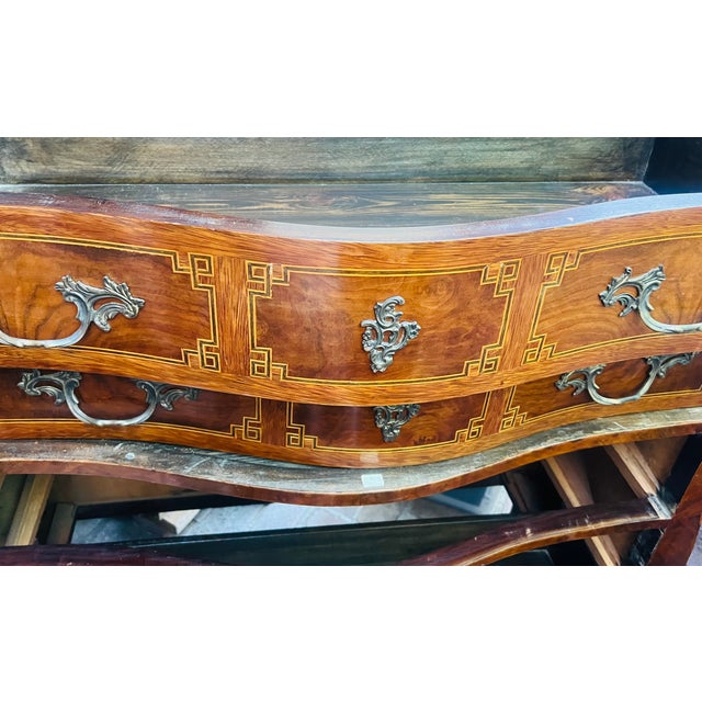 A Louis XV-Style Marble-Top Commode Dresser With Exquisite Greek Key Inlay For Sale - Image 13 of 16