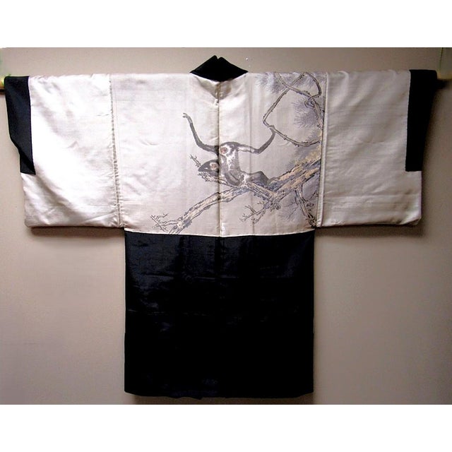 1930s 1930s Japanese Men’s Black Silk Haori With Woven Gibbons, Wall Hanging, Monkey For Sale - Image 5 of 5