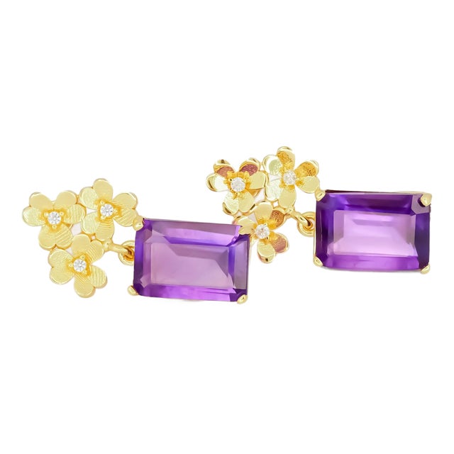Amethyst 14k Gold Earrings Studs - 2 Pieces For Sale