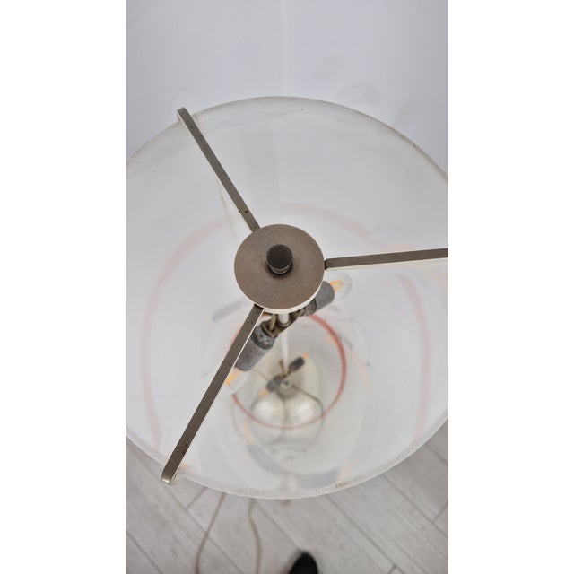 1960s Acrylic Glass Double Floor Lamp with Orange Stripe by Gino Sarfatti for Arteluce, 1960s For Sale - Image 5 of 14