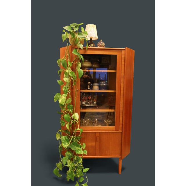 Brown Vintage Danish Corner Cabinet in Teak with Glass Door by Gunni Omann, 1960s For Sale - Image 8 of 9
