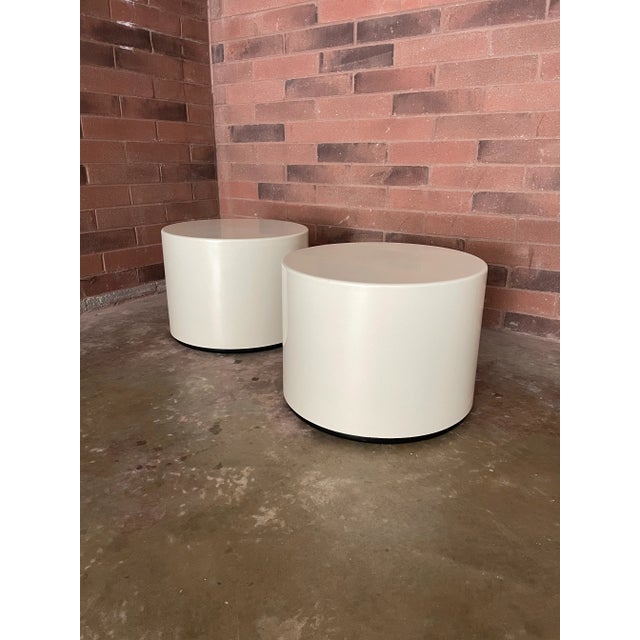 Mid-Century Modern Pair of 1970s 70s Space Age Fiberglass Round Drum Side Tables Coffee Table a Pair For Sale - Image 3 of 11