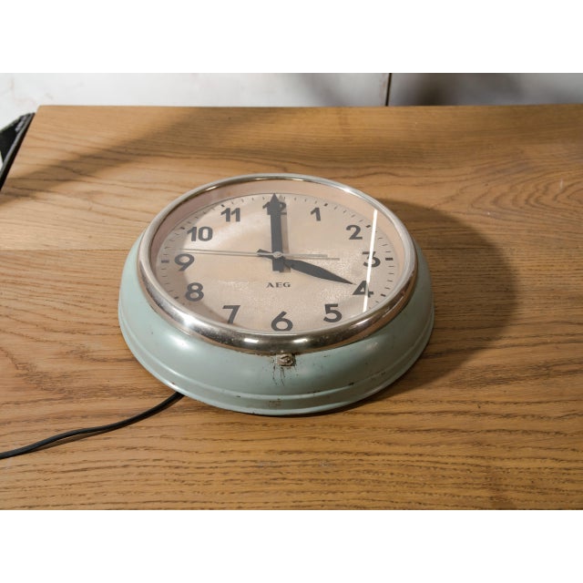 Industrial Green Wall Clock from Aeg, Germany, 1960s For Sale - Image 9 of 14