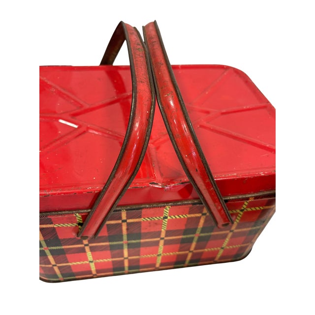 Metal 1950s Set of Three Tartan Metal Picnicware Pieces. For Sale - Image 7 of 7