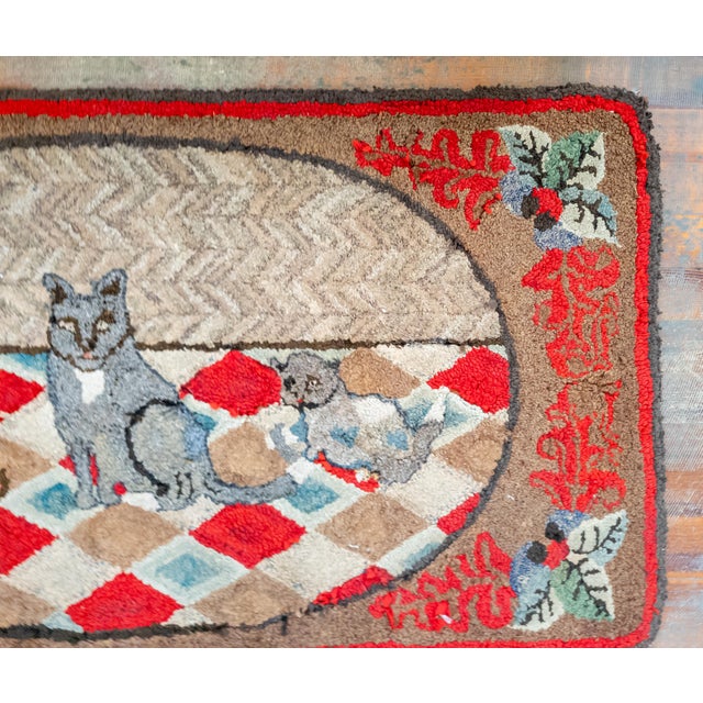 19th or 20th Century American Folk Art Hooked Rug With Cat and Two Kittens For Sale In New York - Image 6 of 14