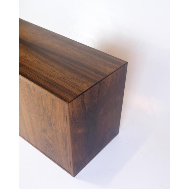 1960s Wall-Mounted Cabinet in Rosewood, 1960s For Sale - Image 5 of 12