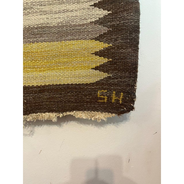 Swedish Röllakan Rug by Berit Koenig & Svensk Hemslöjd Viggen, 1950s For Sale - Image 4 of 8