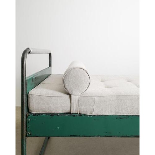 Vintage French Fabert Aluminium Daybed in Green by Jean Prouvé, 1950s For Sale - Image 6 of 10