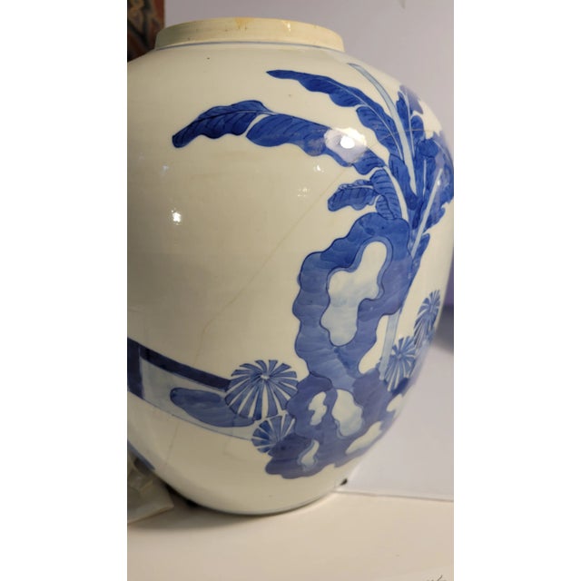 Pair of Large Blue and White Late 18th Century Chinese Porclain Covered Jars For Sale - Image 9 of 12
