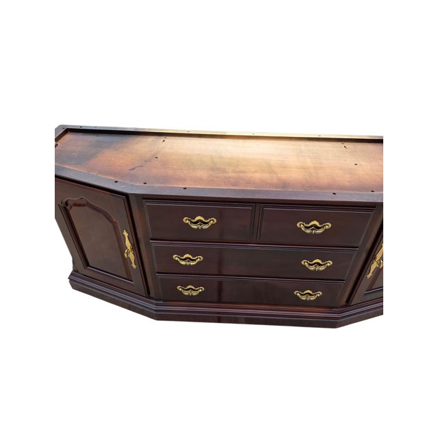 1990s Thomasville Collectors Cherry China Cabinet Breakfront Hutch Curio Chippendale For Sale - Image 12 of 13