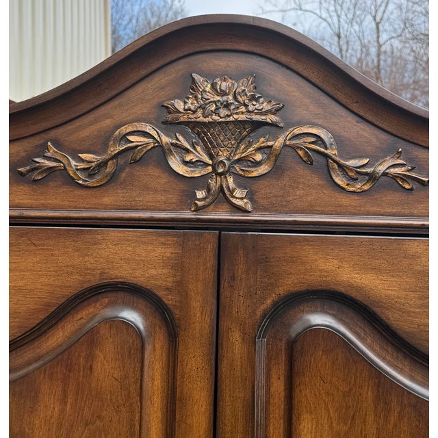 French Mid 20th Century French Carved Armoire For Sale - Image 3 of 9