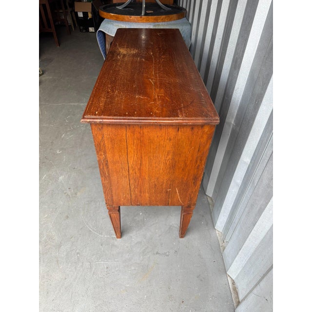 Antique French Provincial Oak Commode Sauteuse With Carved Love Birds, 19th Century For Sale - Image 4 of 9