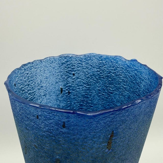 Sculptural Antikva Glass Vase by Bertil Vallien for Kosta Boda, Sweden, 1990s For Sale - Image 6 of 12