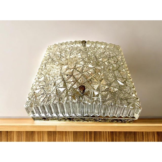 Square Textured Clear Glass Ceiling or Wall Flush Mount, 1960s For Sale - Image 8 of 8