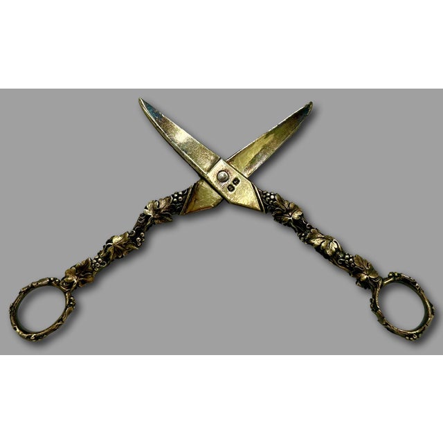 Outstanding Fine Quality Antique London England Georgian Sterling Silver Grape Shears - Circa 1815 For Sale - Image 9 of 18