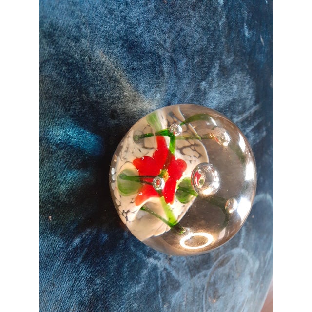 Glass 1980s Signed Marian Pyrcak Mp Poland Christmas Paperweight For Sale - Image 7 of 8