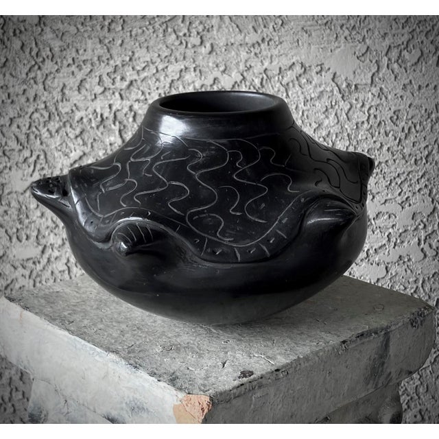 Late 20th-Century Barro Negro Pottery (Black Clay) Roly Poly Turtle Vessel - Oaxaca, Mexico For Sale - Image 14 of 18