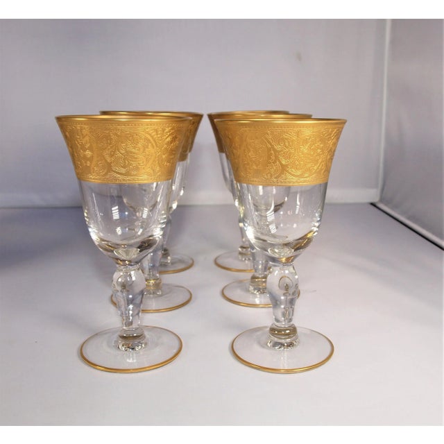 1970s 1970s Hand-Blown Wide Gold Band Glass Decanter & 6 Glasses Set For Sale - Image 5 of 7