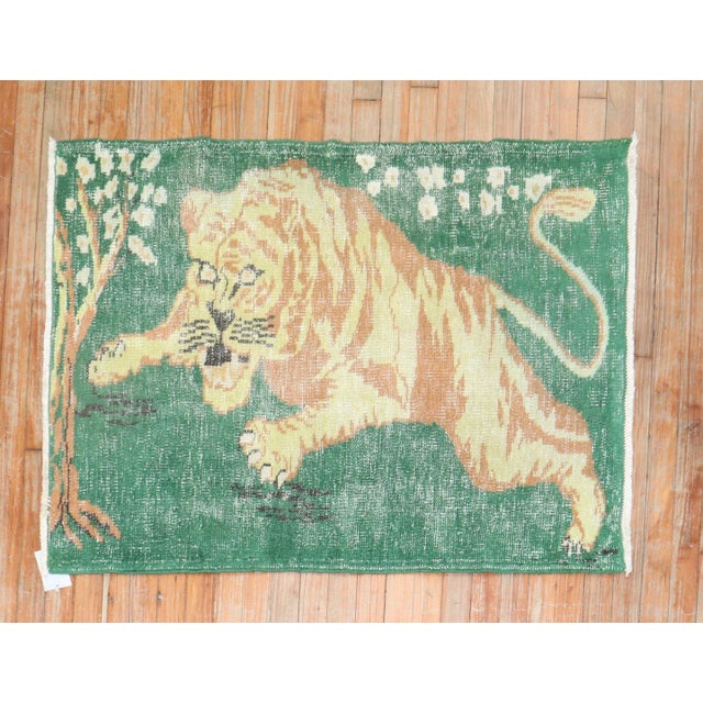 Green Mid 20th Century Green Vintage Turkish Tiger Pictorial Rug, 2'11'' X 3'10'' For Sale - Image 8 of 8