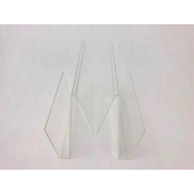 Mid-Century Modern Vintage Magazine Rack in Acrylic Glass, 1970s For Sale - Image 3 of 6
