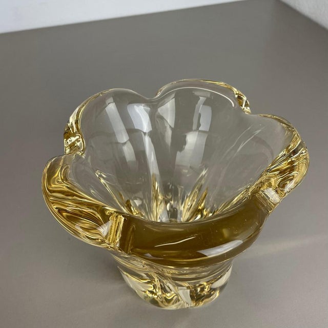 Large Crystal Glass Centerpiece Shell Bowl from Daum Nancy, France, 1970s For Sale - Image 9 of 18