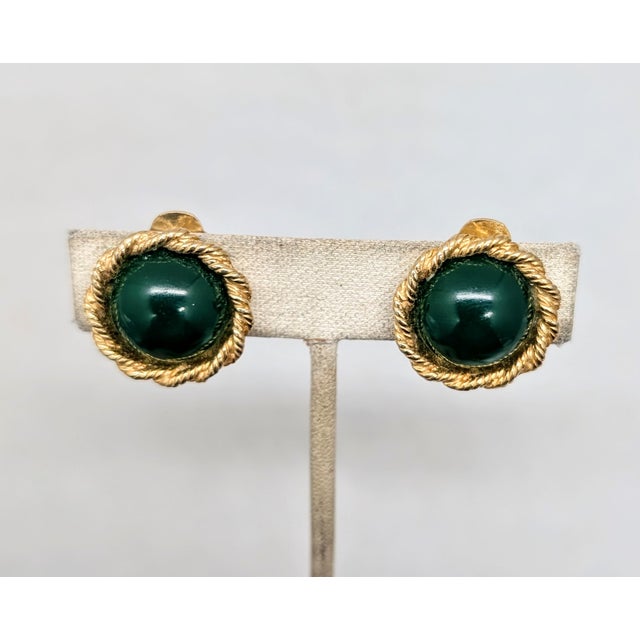 1950s Vintage 1950s Signed Hattie Carnegie Round Goldtone Cabochon Faux-Dark Green Jade Clip Earrings-2 Pieces For Sale - Image 5 of 7