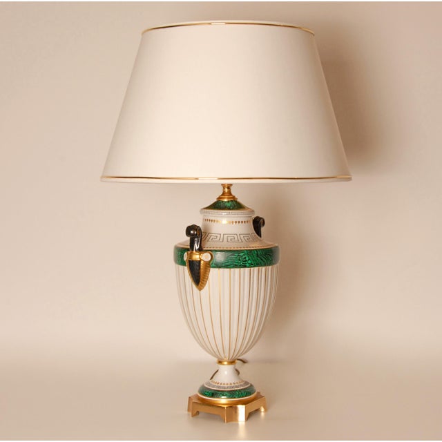 Off-white Italian Table Lamp Mangani Porcelain and Gilt Bronze Neoclassical For Sale - Image 8 of 10