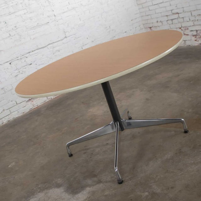 Herman Miller Eames Herman Miller Round Tables Universal Base Wood Grain Laminate Top For Sale - Image 4 of 13
