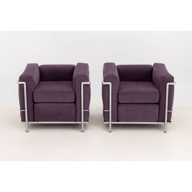 Bauhaus Le Corbusier Lc2 Club Chairs, Pair For Sale - Image 3 of 9