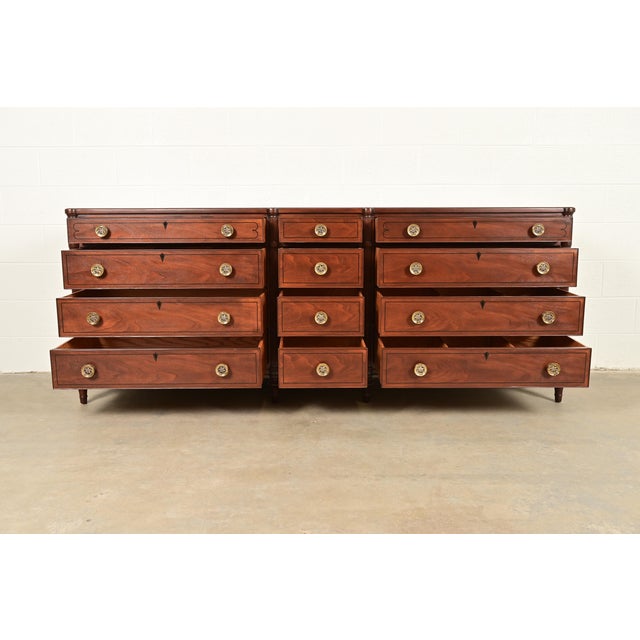 1960s Kittinger French Regency Louis XVI Carved Mahogany Twelve-Drawer Dresser or Credenza, Newly Refinished For Sale - Image 5 of 13