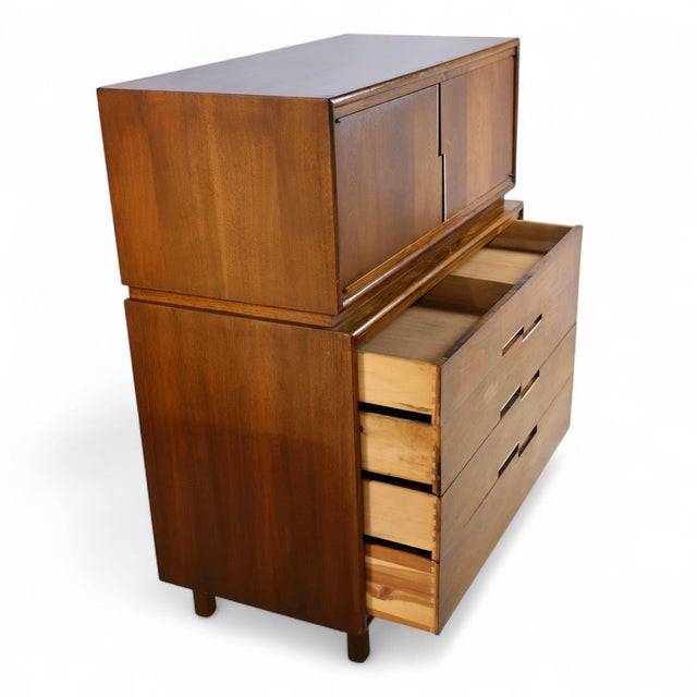 Wood Cavalier Corporation Vintage MCM Highboy Dresser C. 1960s For Sale - Image 7 of 9