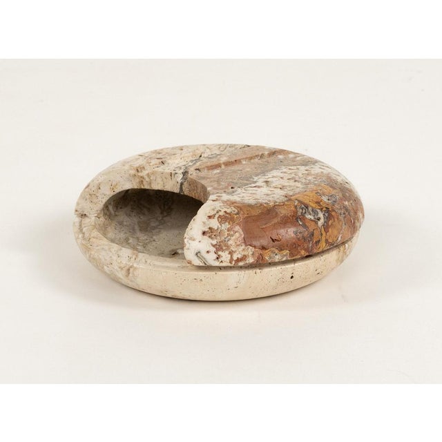 Stone Mid-Century Modern Round Vide-Poche in Travertine from Fratelli Mannelli, Italy, 1970s For Sale - Image 7 of 17