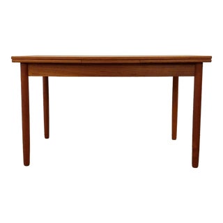 1960s Vintage Danish Mid Century Modern Teak Extendable Dining Table For Sale