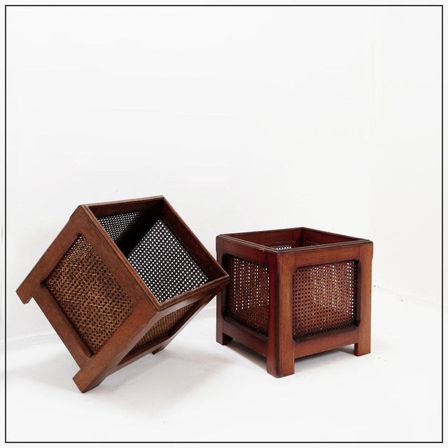 Decoration - planters or storage baskets Measures : 40x42cm - H:41cm Internal dimensions : 35x37cm - H: 39cm Materials :...