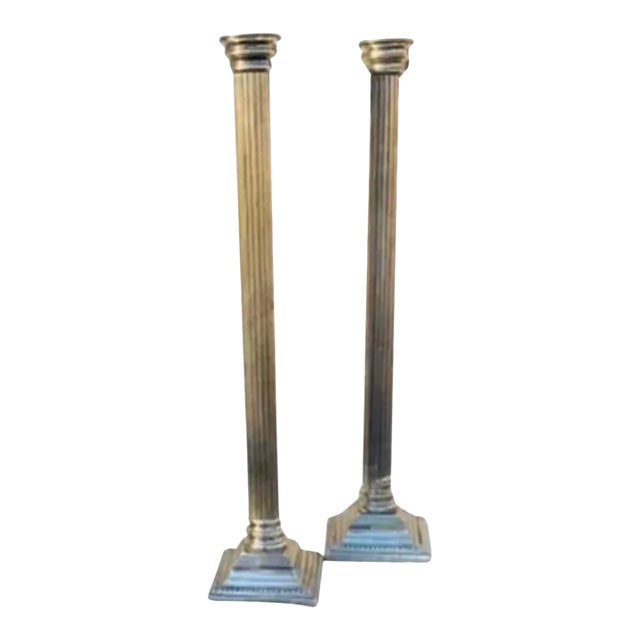 Late 20th Century ( Set of 2 ) Polished Silver-Plated Corinthian Pillar Candlesticks For Sale